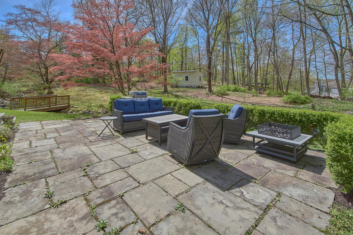 Chappaqua, New York 10514, United States, 3 Bedrooms Bedrooms, ,4 BathroomsBathrooms,Residential,Active,117148