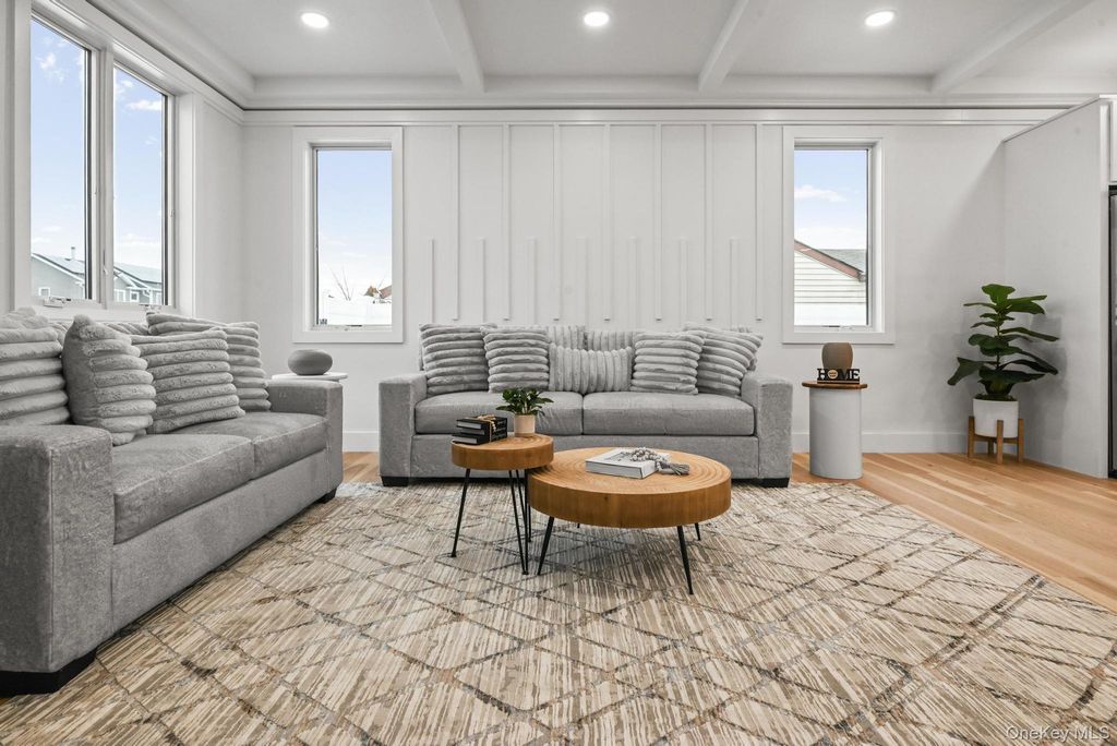 Photo of 14 Hoover Lane, Bethpage, NY 11714 (MLS # 963681)