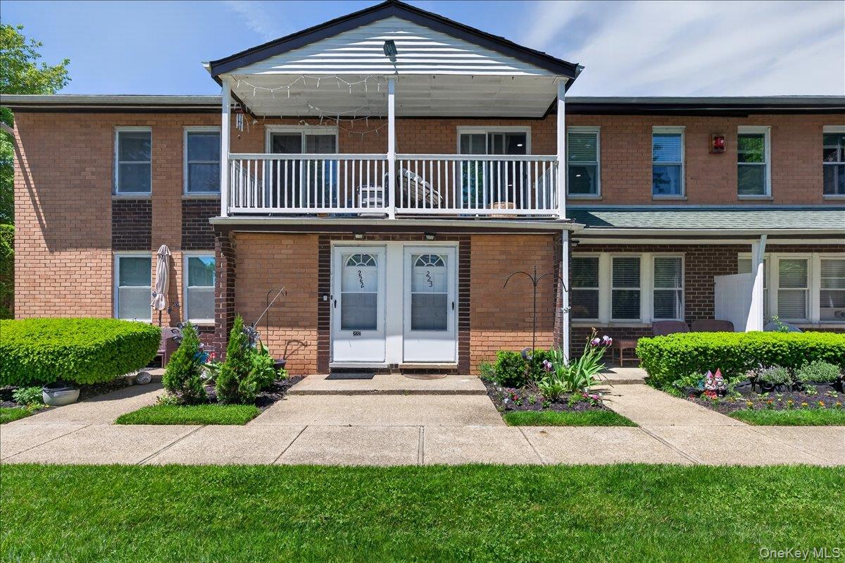 223 Artist Lake Drive