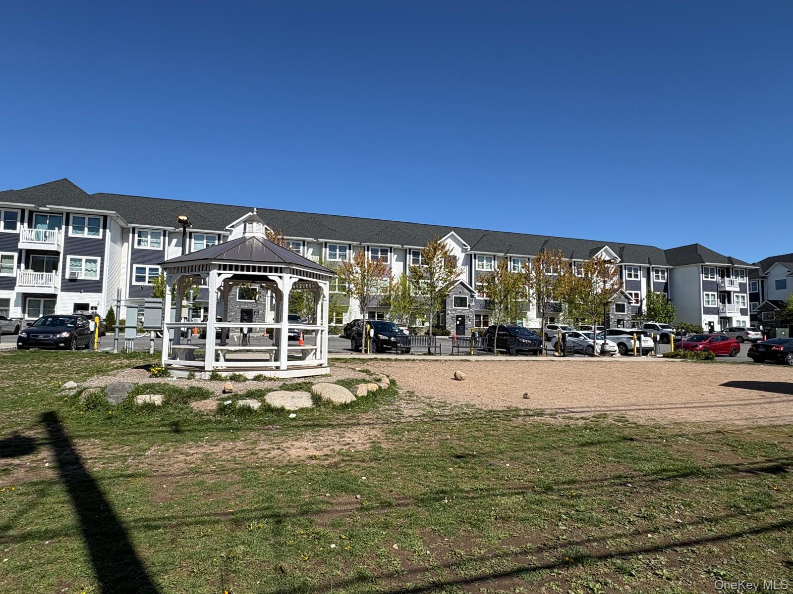 46 Bethune Boulevard