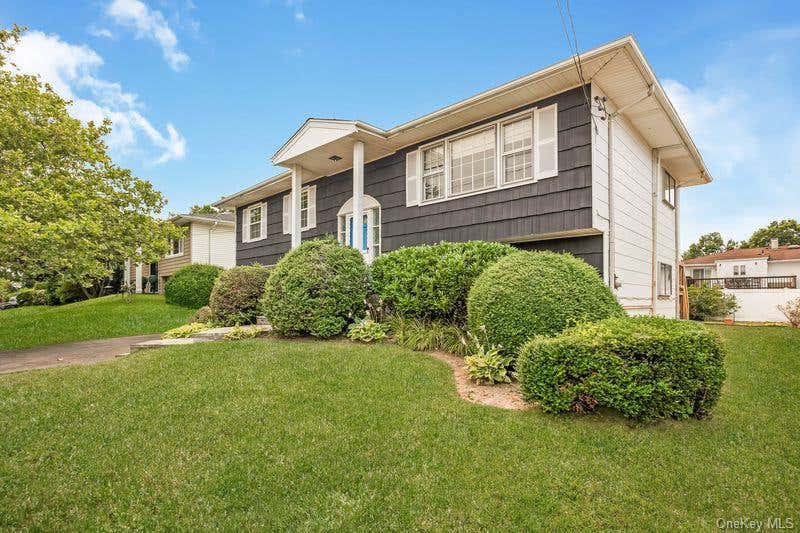 Photo of 2940 Bond Drive, Merrick, NY 11566 (MLS # 1026722)