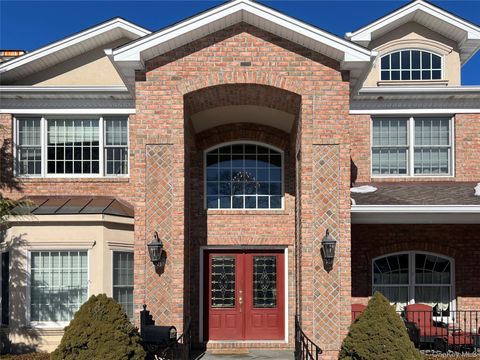 3683 Orchard Road Wantagh NY 11793