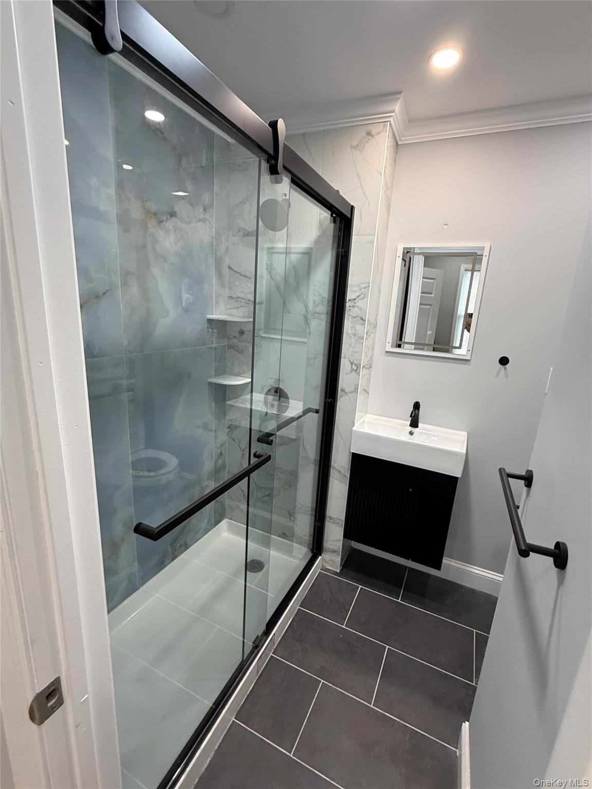 605 Sheffield Avenue