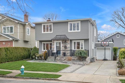 39 Corwin Avenue, New Hyde Park, NY 11040 - MLS#: 953616