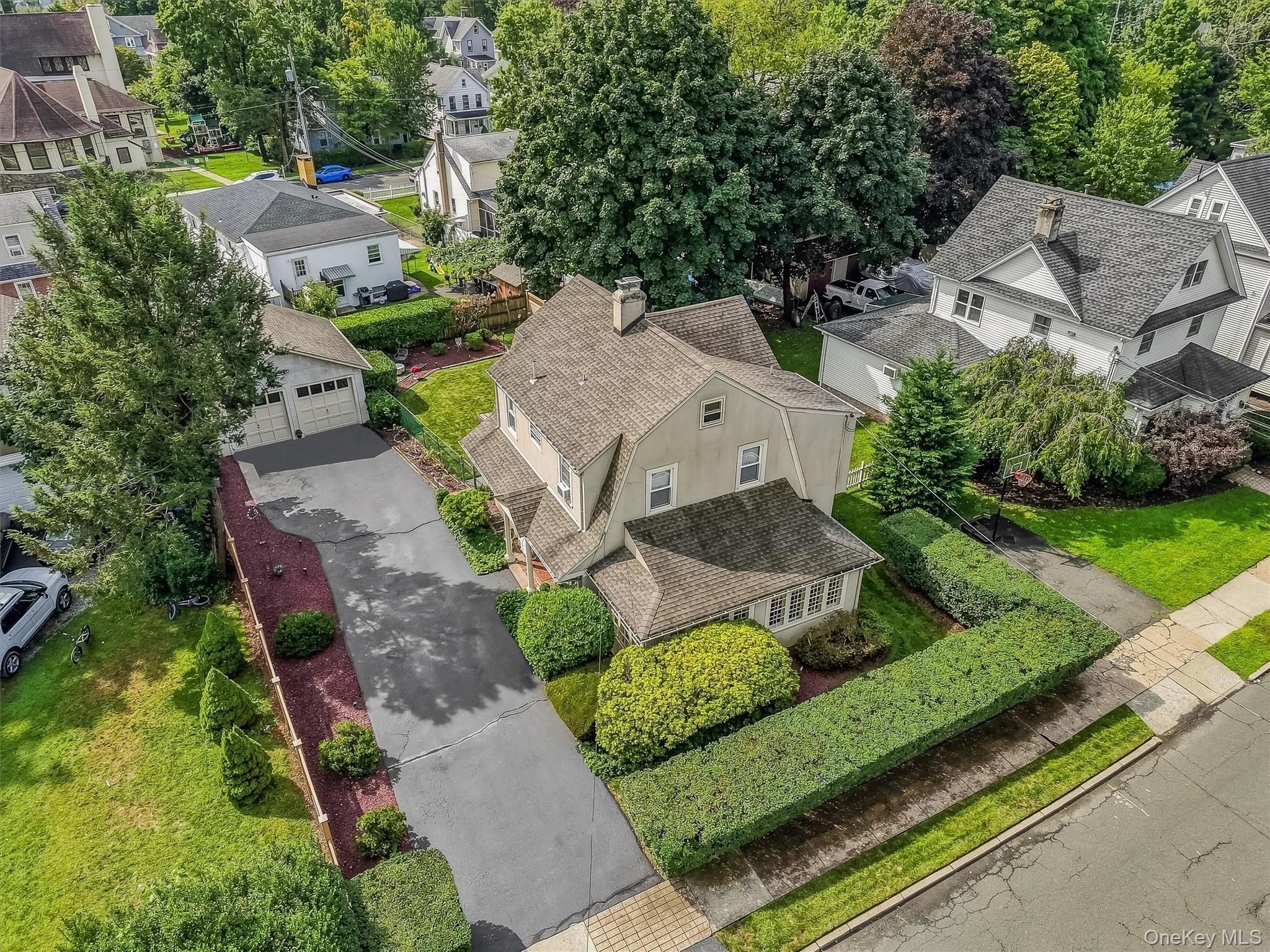 61 E Maple Avenue