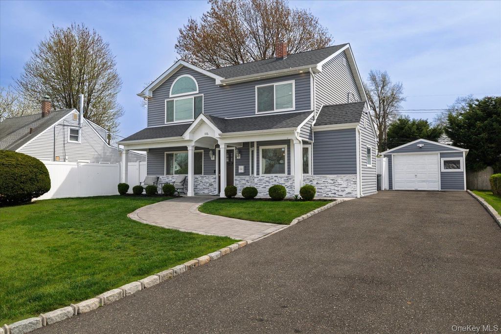 Photo of 106 Hickory Lane, Levittown, NY 11756 (MLS # 987636)