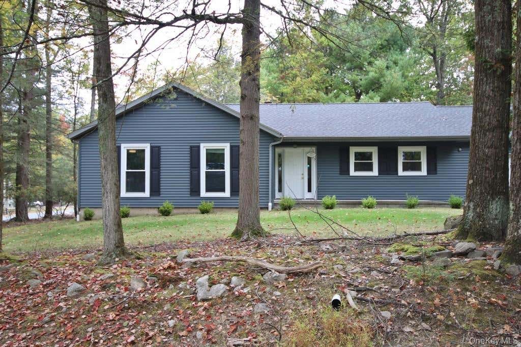 Photo of 5 Drake Lane, Rock Hill, NY 12775 (MLS # 1026090)
