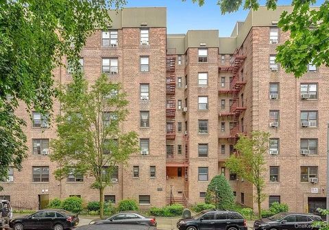 3440 78th Street 4A Jackson Heights NY 11372