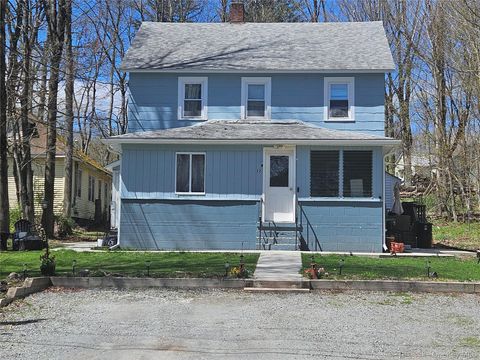 22 Hillside Avenue Monticello NY 12701