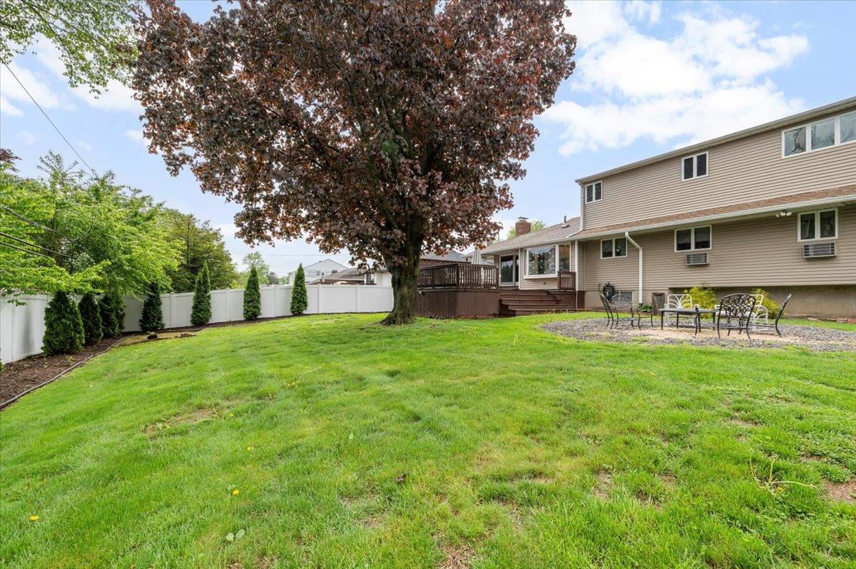 11 Voorhis Drive, Old Bethpage, New York image 29