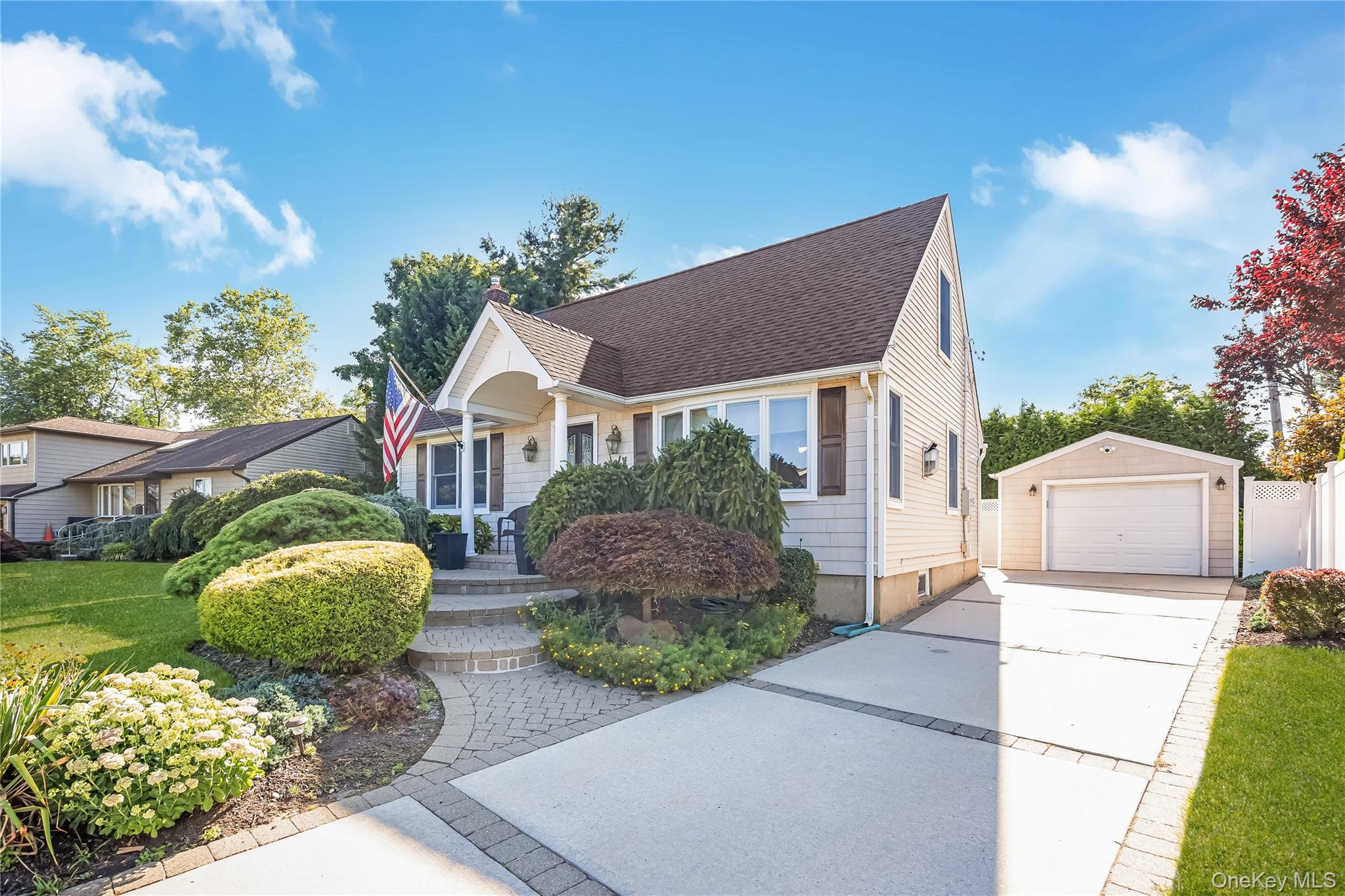 516 Heathcliff Drive
