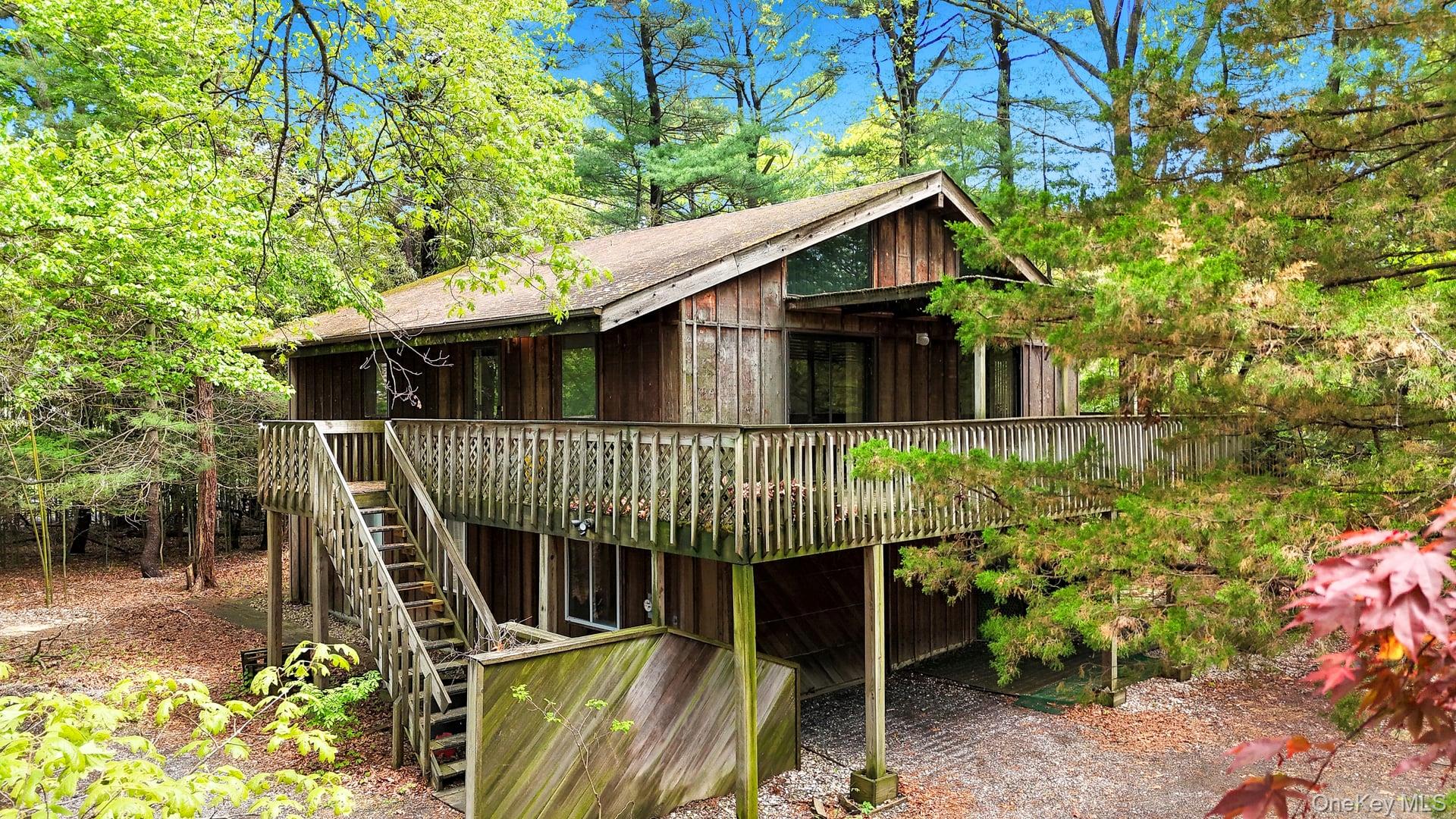 179 Gnarled Hollow Road