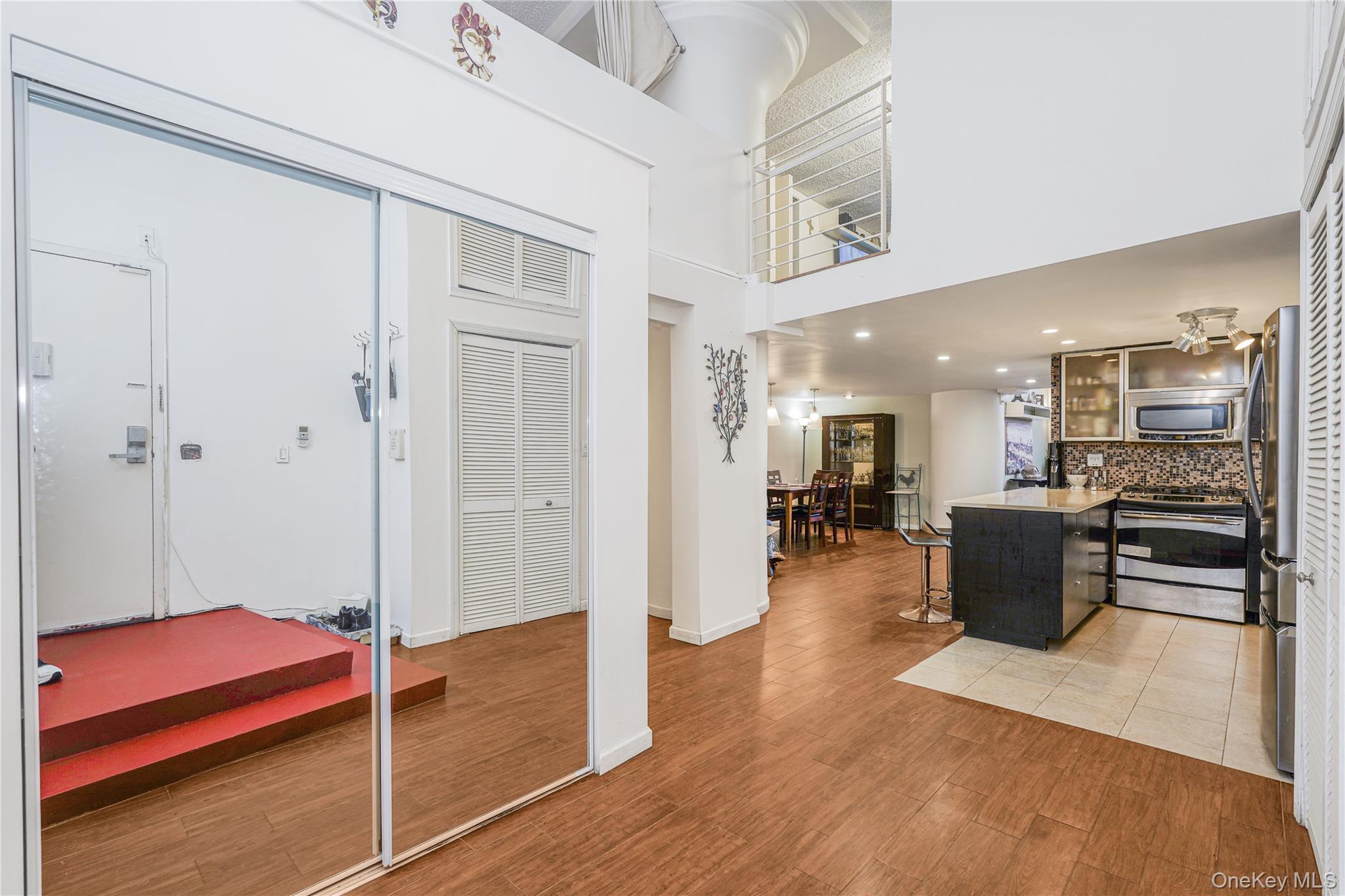 10 Bay Street Landing 1D