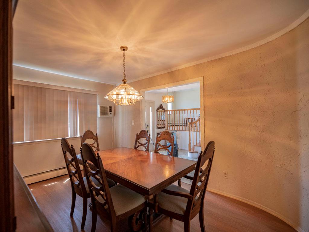 441 Old Country Road, Melville, New York image 2