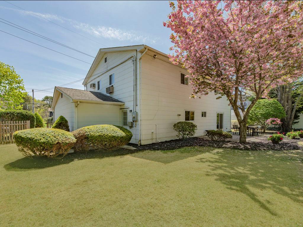 441 Old Country Road, Melville, New York image 19