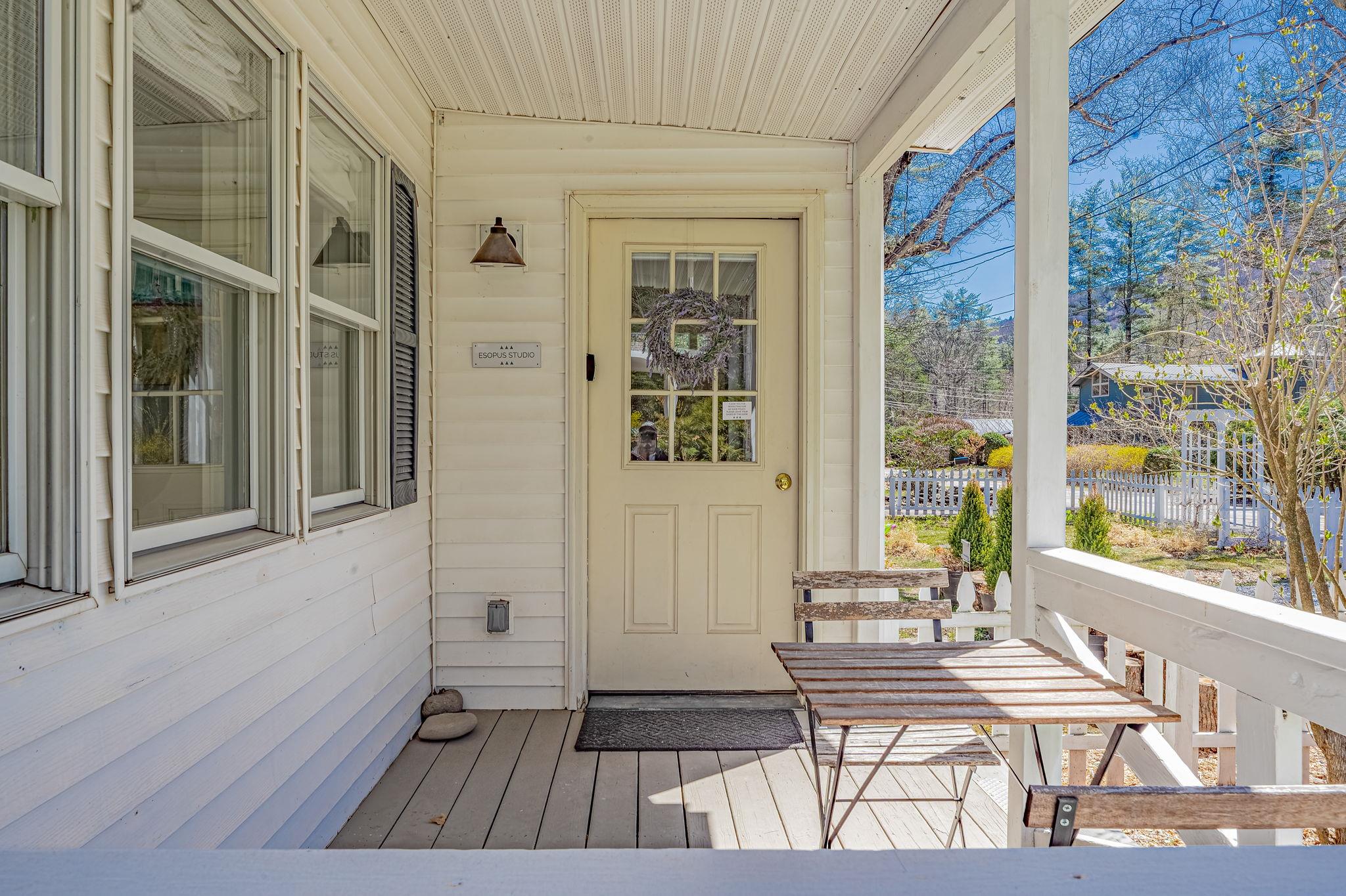 28-30 Esopus Avenue, Phoenicia, New York image 25
