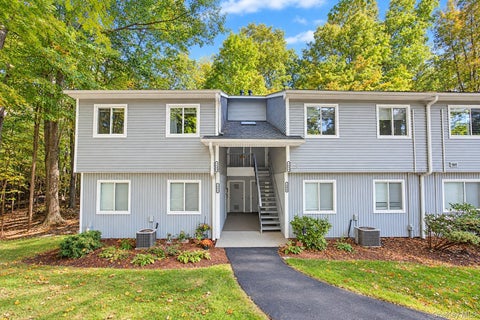 Condo For Sale - 160 Carriage Court #D<br/> Westchester County, Yorktown Heights, NY 10598