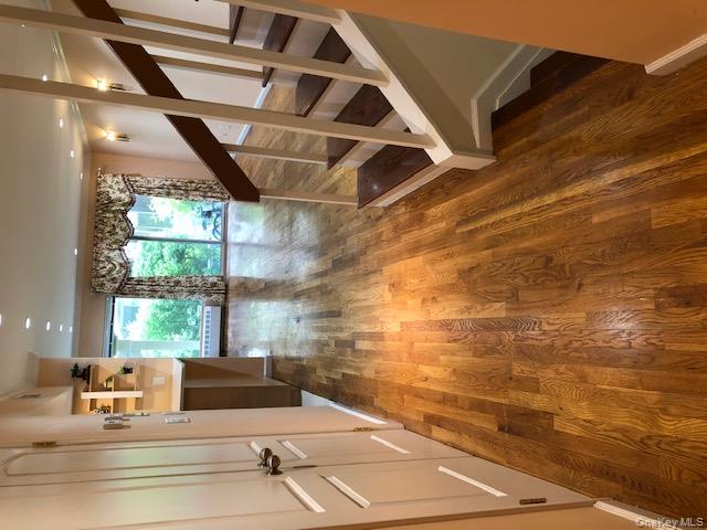 12-31 Robin Lane Triplex