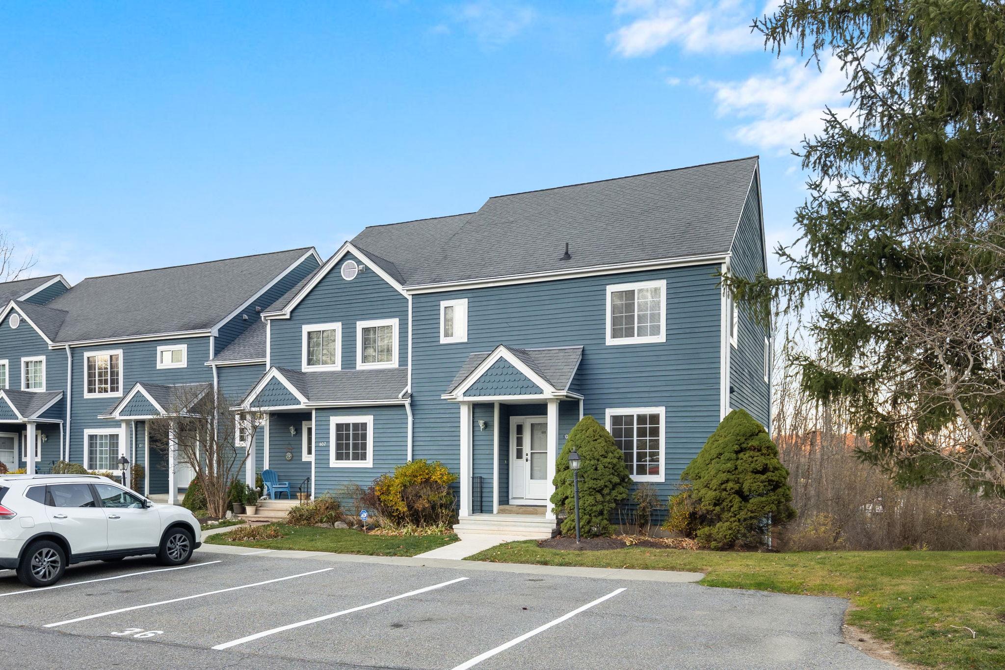 601 Somerset Knoll 601