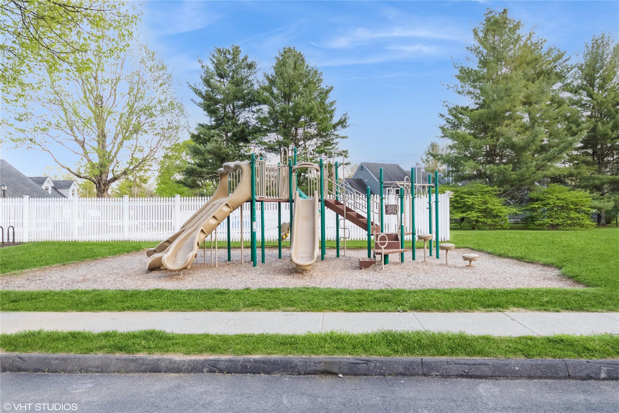 53 Mohawk Trail, Pawling, New York image 22