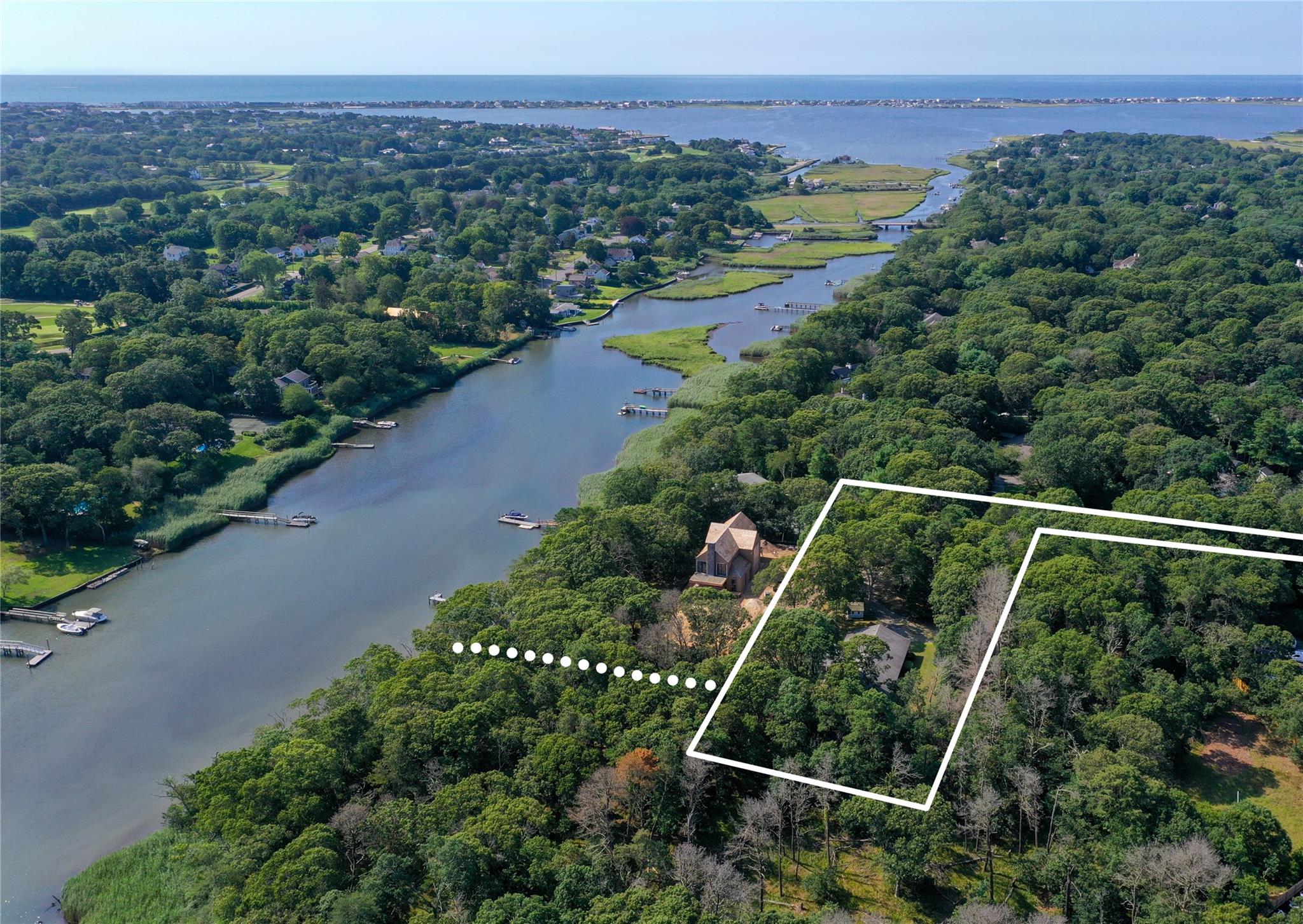77 Montauk Highway