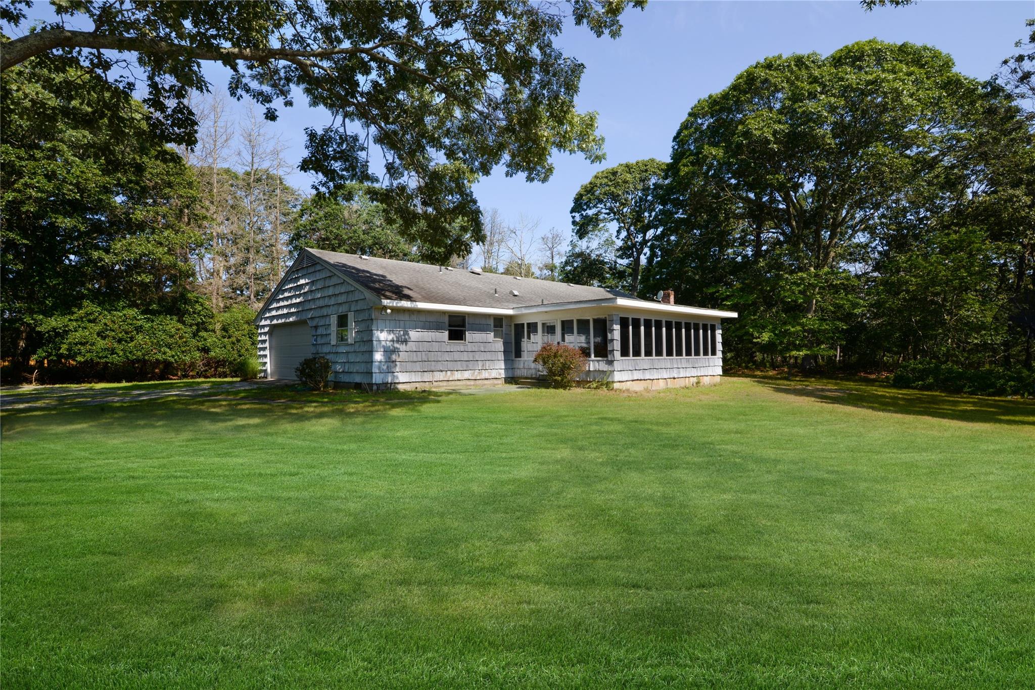 77 Montauk Highway