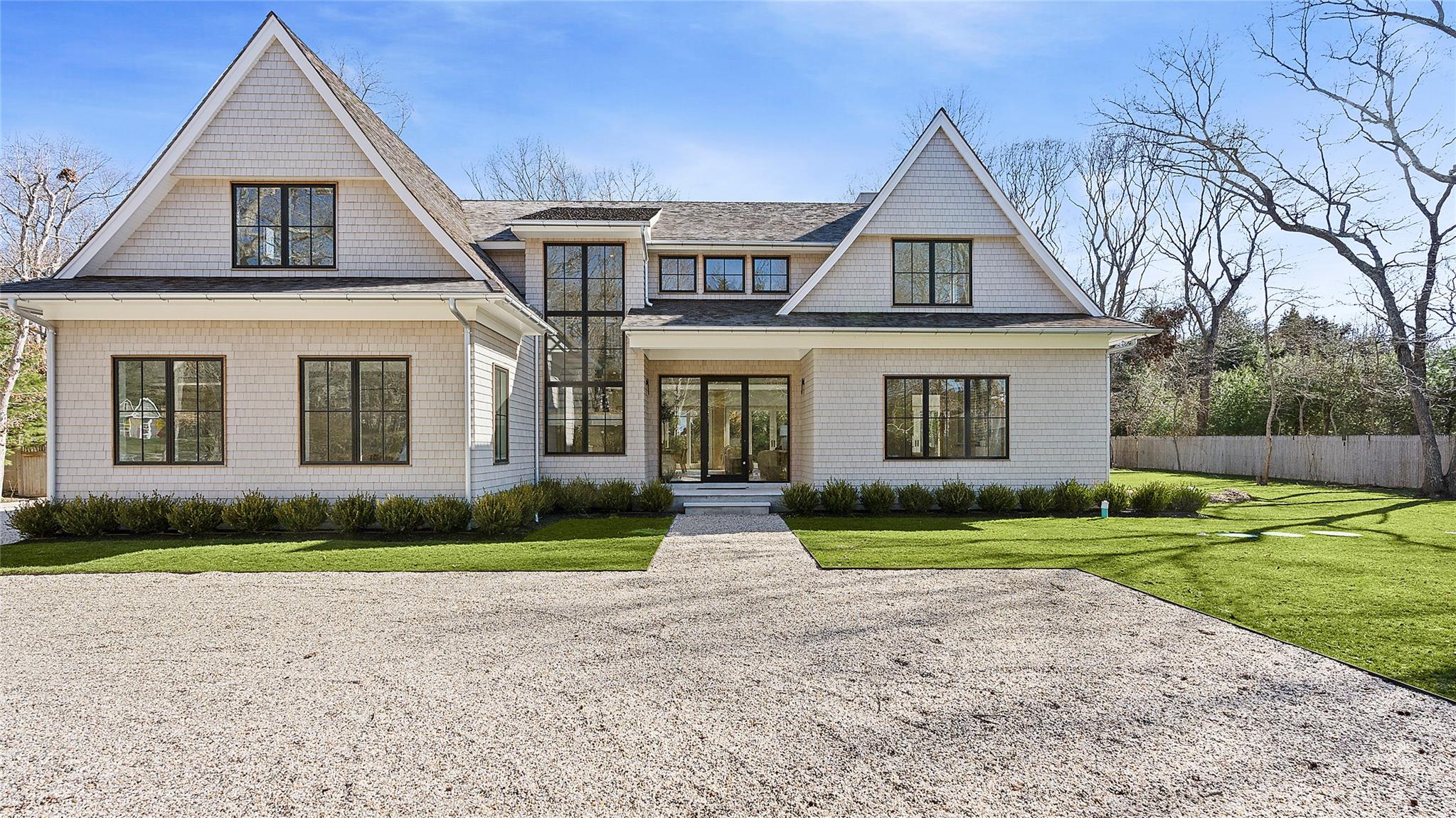 Lane, Bridgehampton, Hamptons, NY - 6 Bedrooms  
8 Bathrooms - 