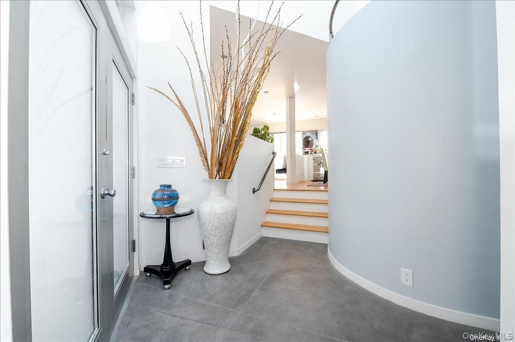 Photo of 17 New York Avenue #House, Long Beach, NY 11561 (MLS # 1020507)