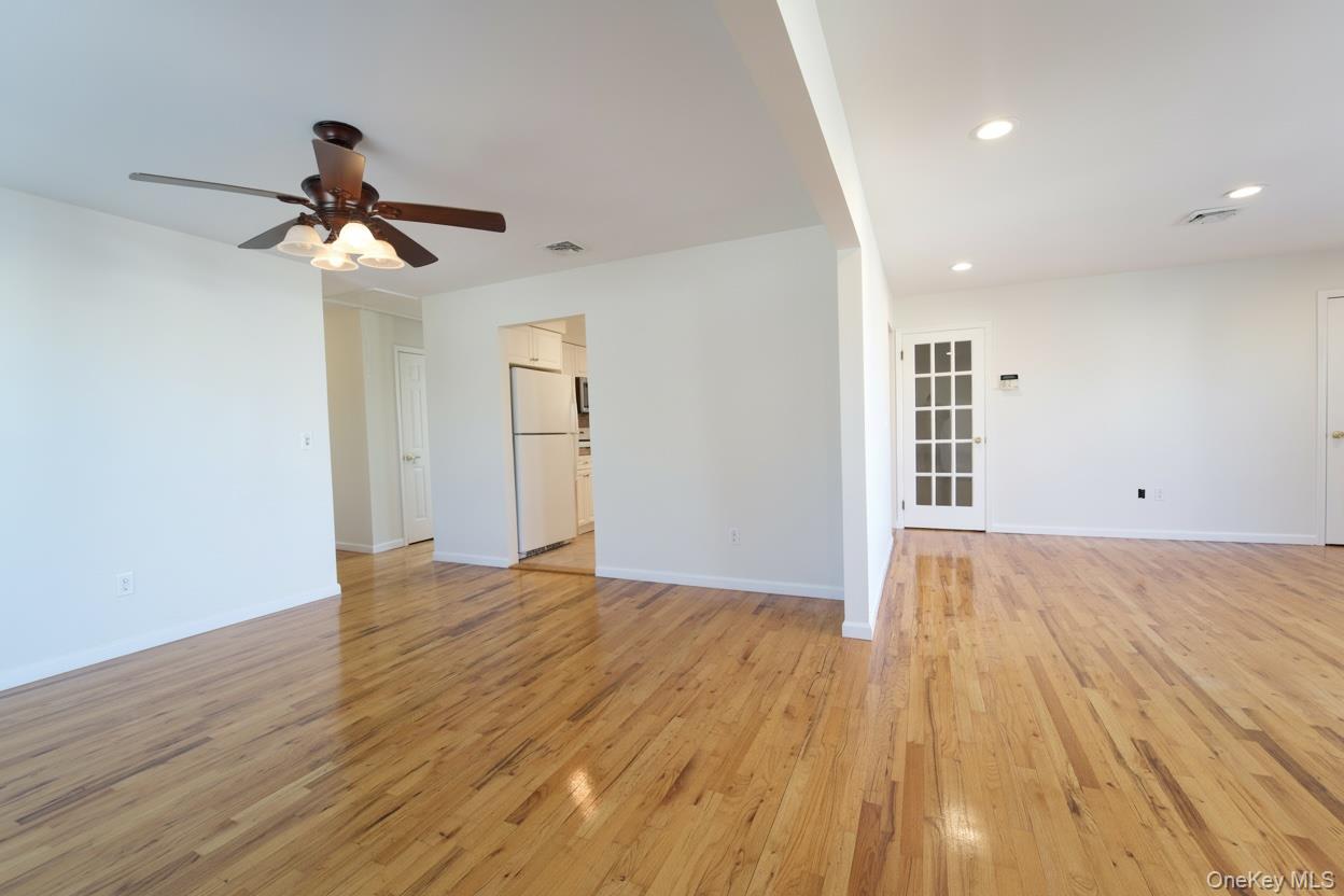 Long Beach, New York 11561, United States, 3 Bedrooms Bedrooms, ,2 BathroomsBathrooms,Residential,Active,249401