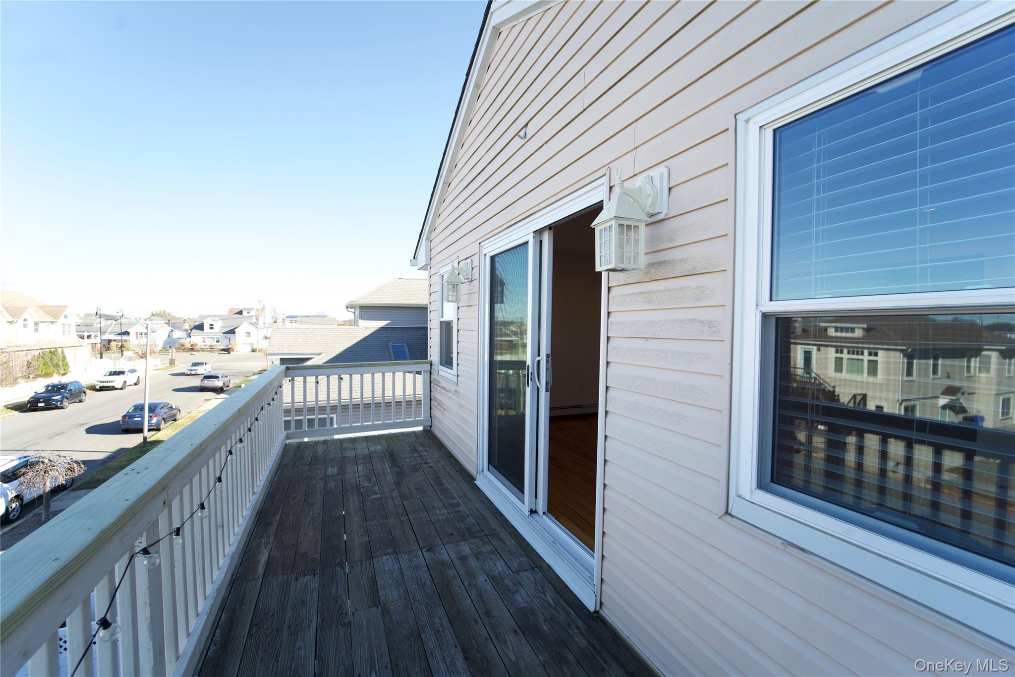 Long Beach, New York 11561, United States, 3 Bedrooms Bedrooms, ,2 BathroomsBathrooms,Residential,Active,249401
