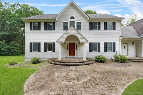 Homes For Sale - 16 Apple Summit Lane<br/> Lagrangeville, NY 12540