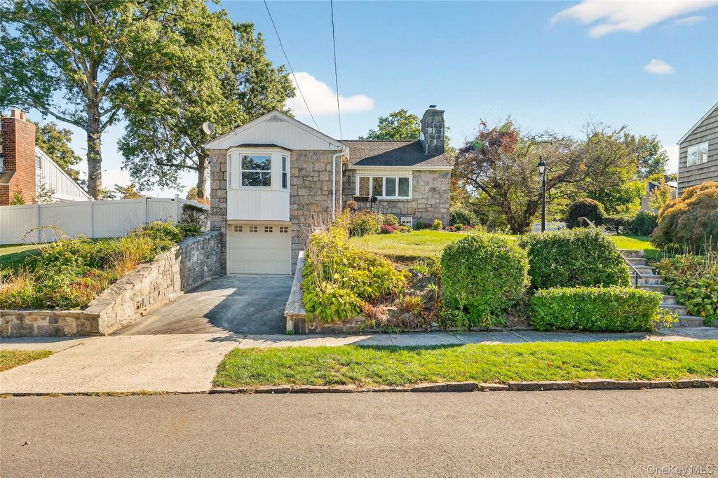 Photo of 217 Moore Street, Hartsdale, NY 10530 (MLS # 921881)