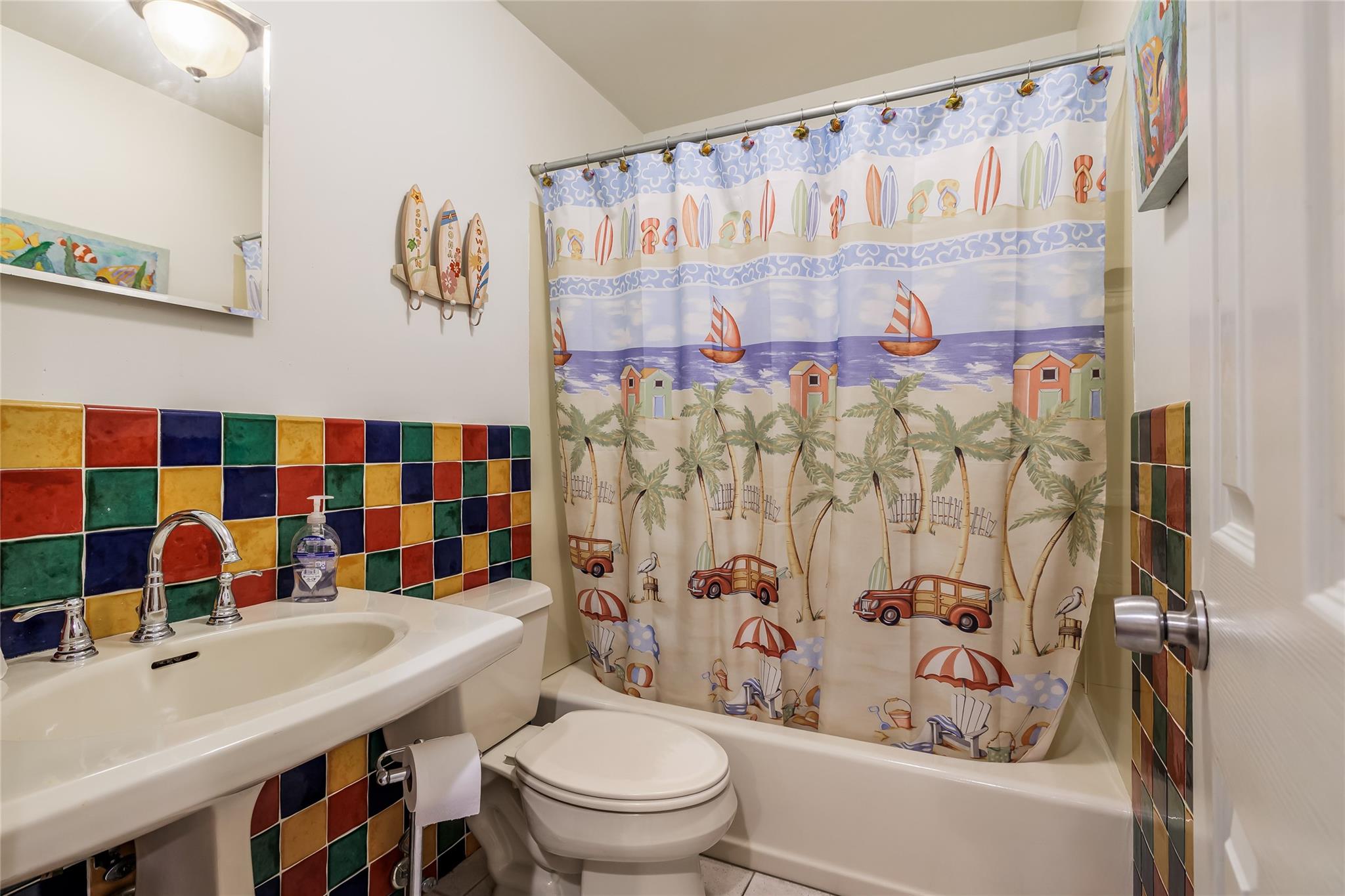 12 Macon Avenue, Sayville, New York image 16