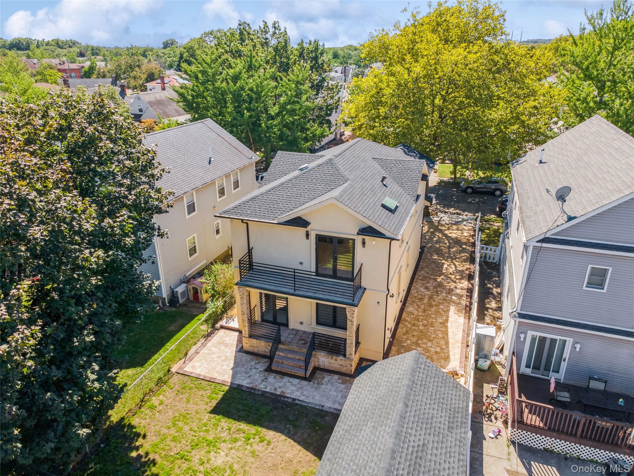 81-25 265th Street