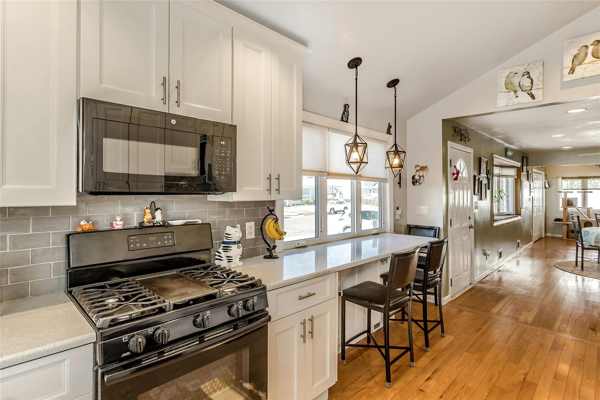 14 Michel Avenue Ave, Oyster Bay, New York image 15