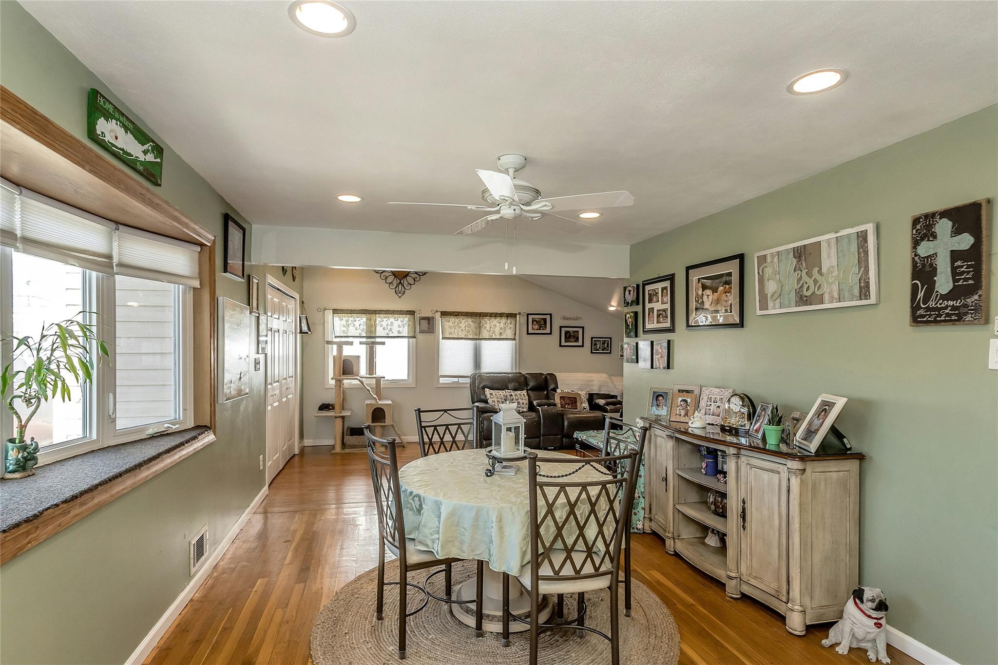 14 Michel Avenue Ave, Oyster Bay, New York image 13