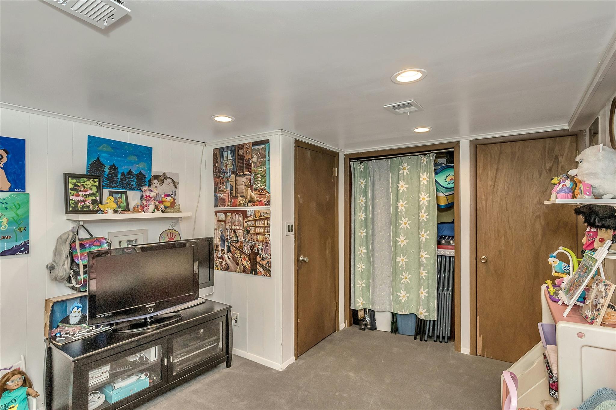 14 Michel Avenue Ave, Oyster Bay, New York image 8