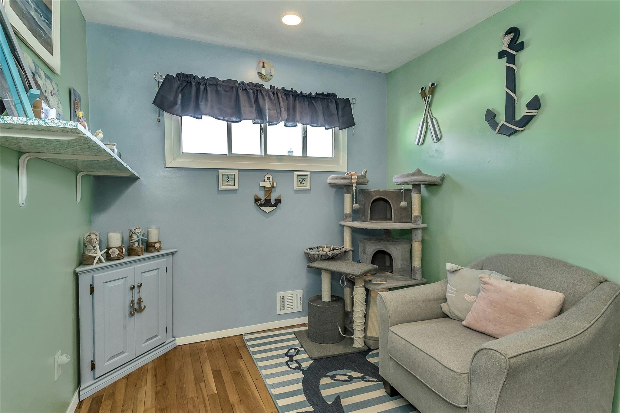 14 Michel Avenue Ave, Oyster Bay, New York image 10