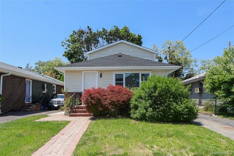 Homes For Sale - 37 Lancaster Place<br/> Hempstead, NY 11550