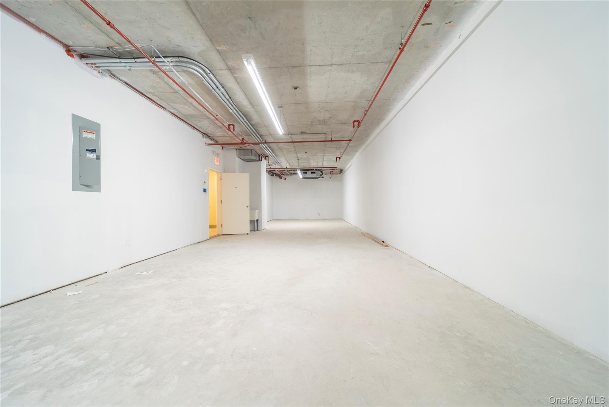 124-28 Queens Boulevard 4D