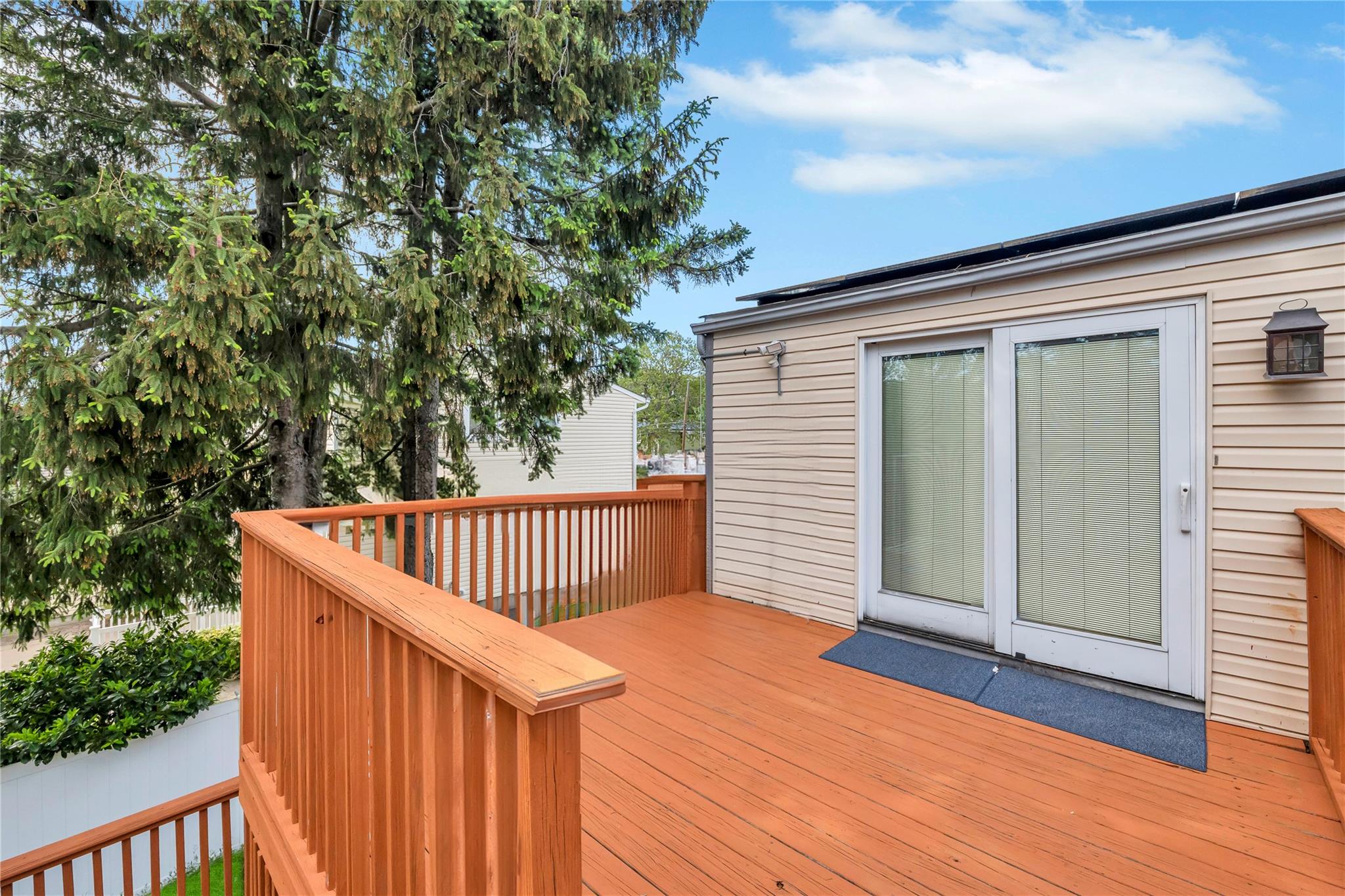 219 Evergreen Avenue, Bethpage, New York image 24