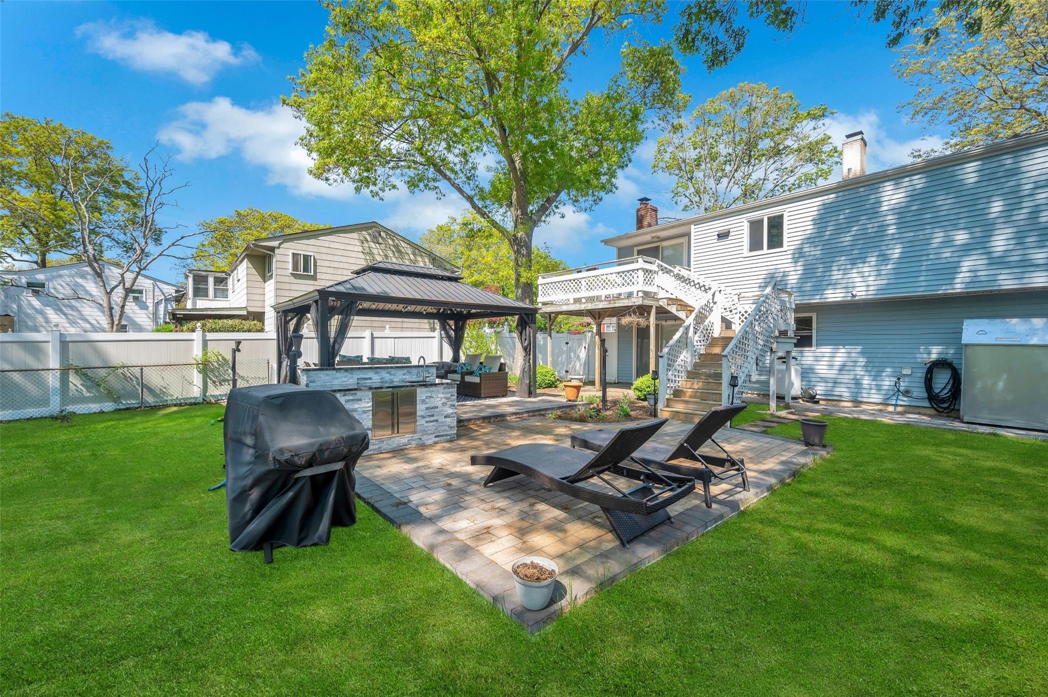 1056 Terry Road, Ronkonkoma, New York image 33