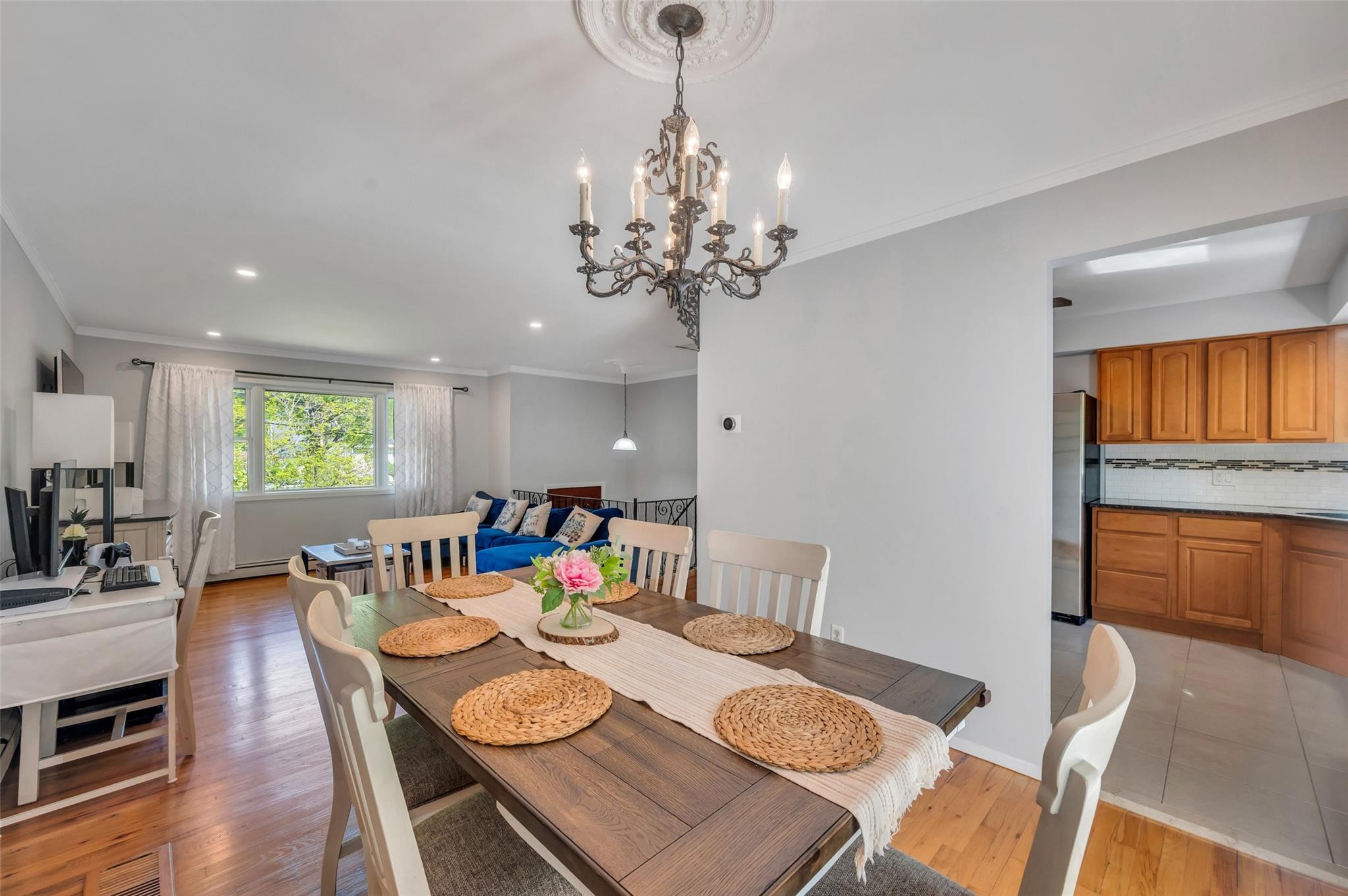 1056 Terry Road, Ronkonkoma, New York image 10