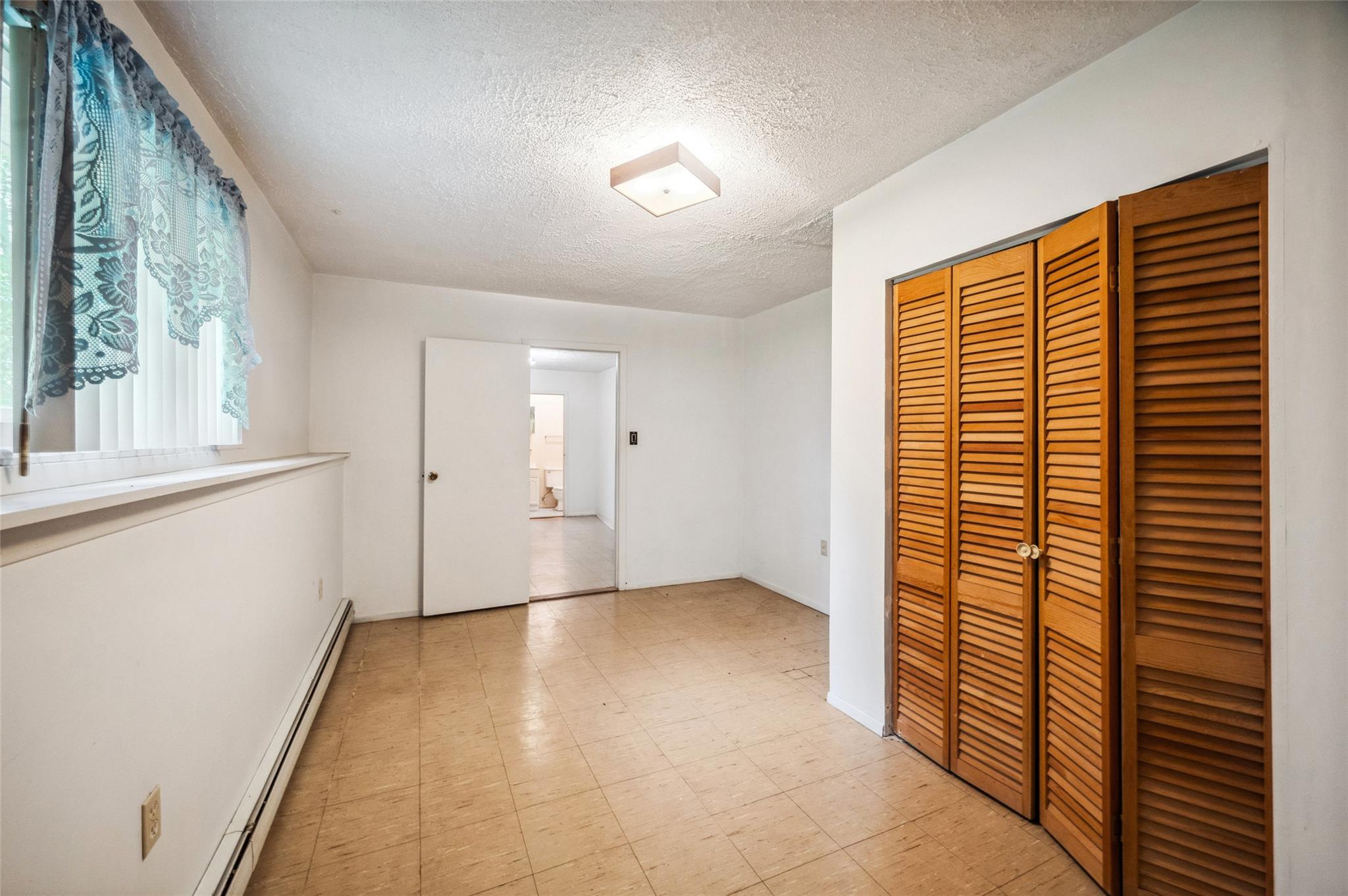 75 S 32nd Street, Wyandanch, New York image 20