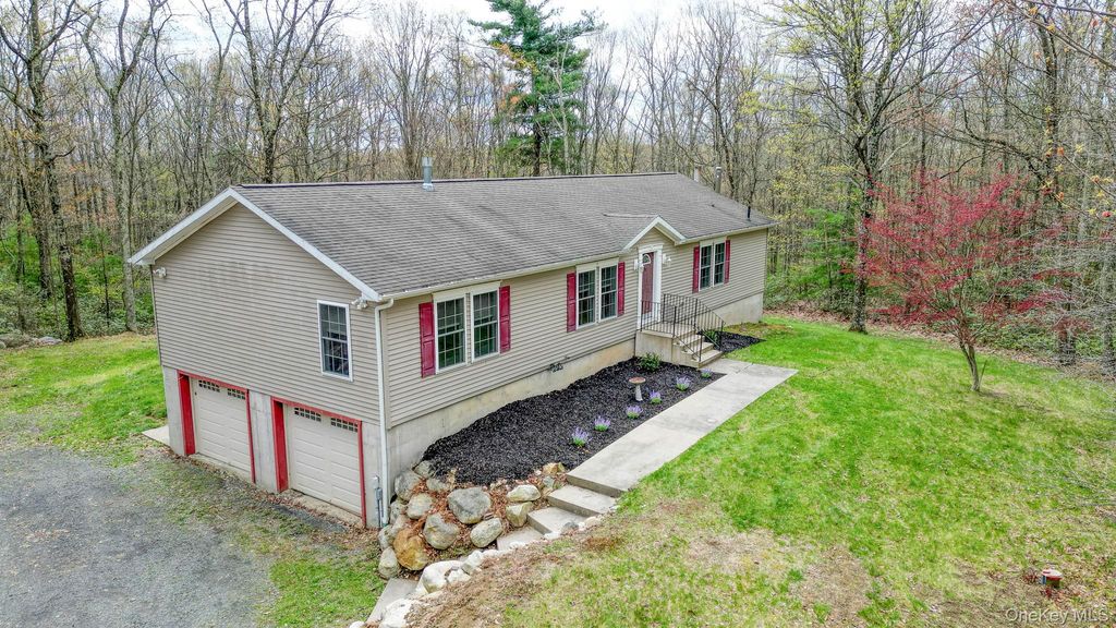 Photo of 70 Sawyer Lane, Pine Bush, NY 12566 (MLS # 975780)