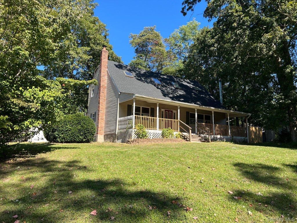 Photo of 225 Rocky Point Landing Road, Rocky Point, NY 11778 (MLS # 923143)