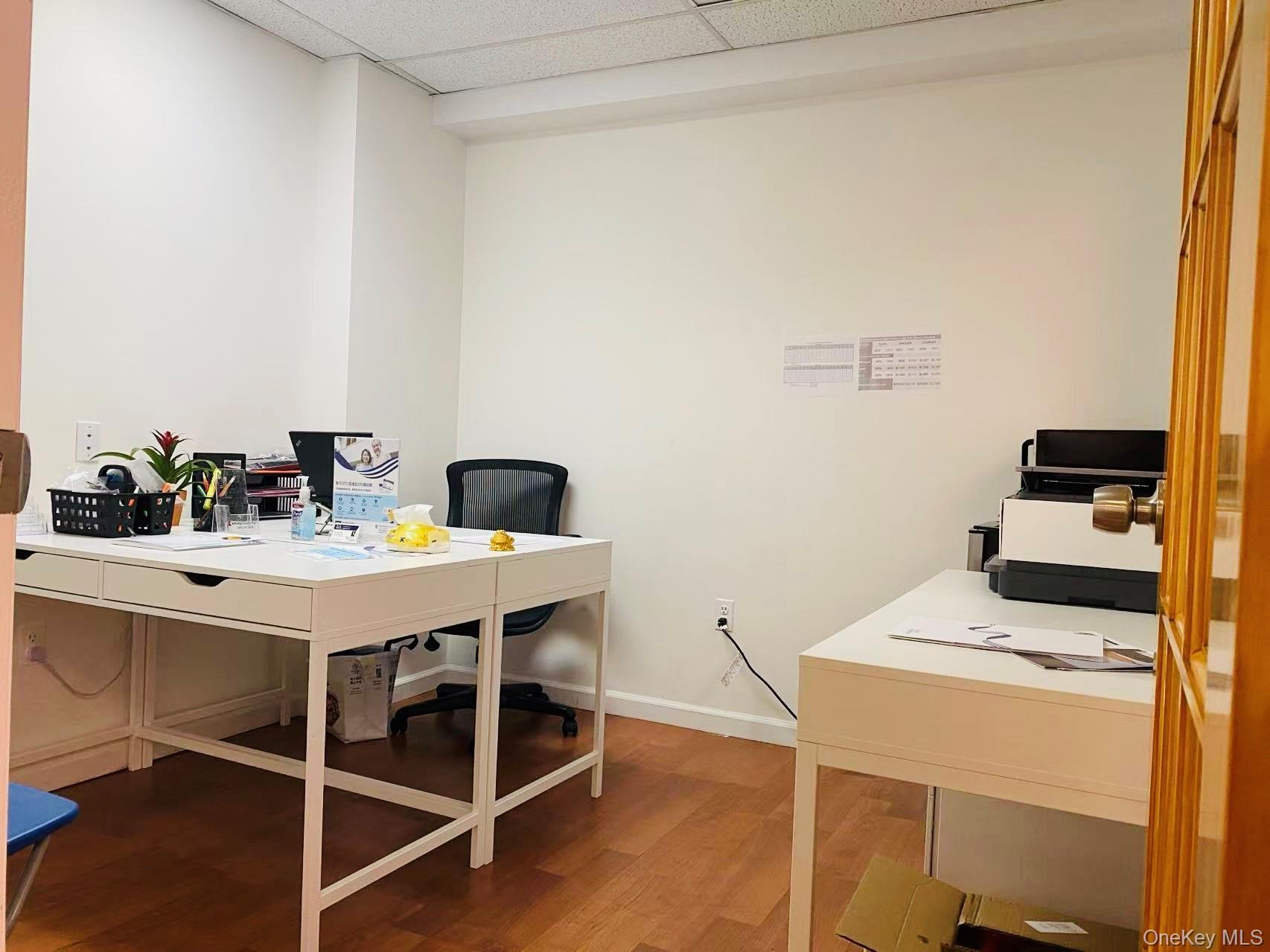 133 - 36 41st Road 2G