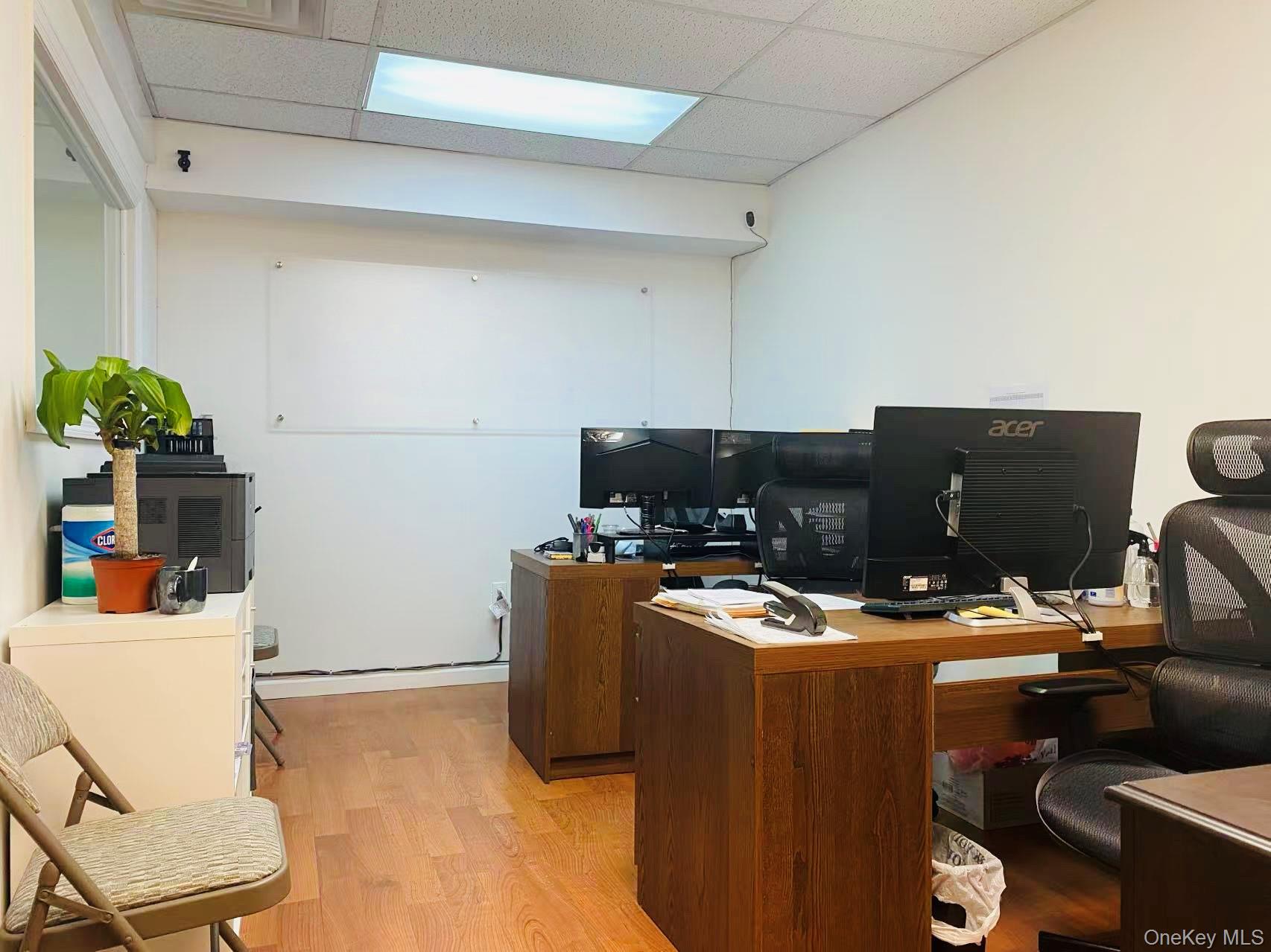 133 - 36 41st Road 2G