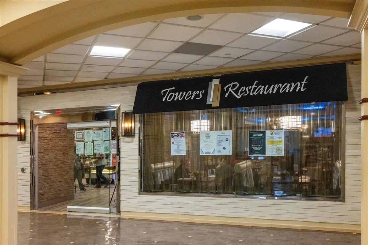269-10 Grand Central Parkway Pkwy #18-O, Floral Park, New York image 34