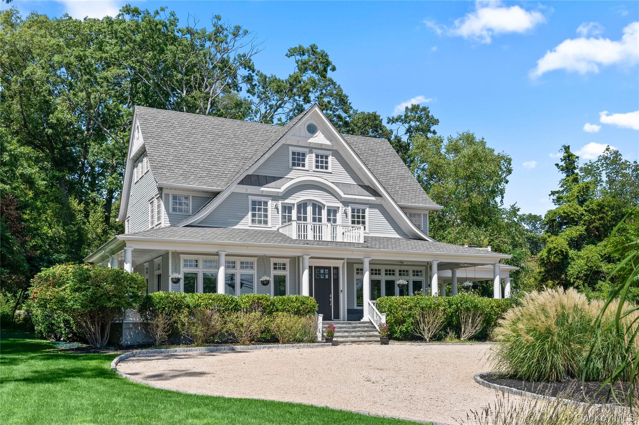 89 Lloyd Harbor Road
